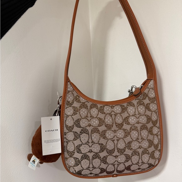 Coach Crystal Curve Zip NWT - Picture 3 of 3